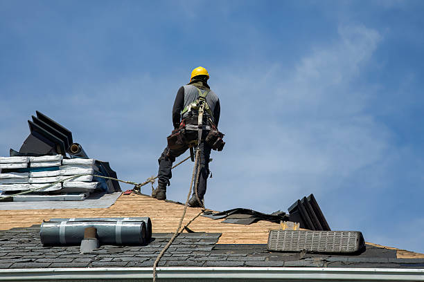 Professional Gutter Installation technician working in Cordele, GA